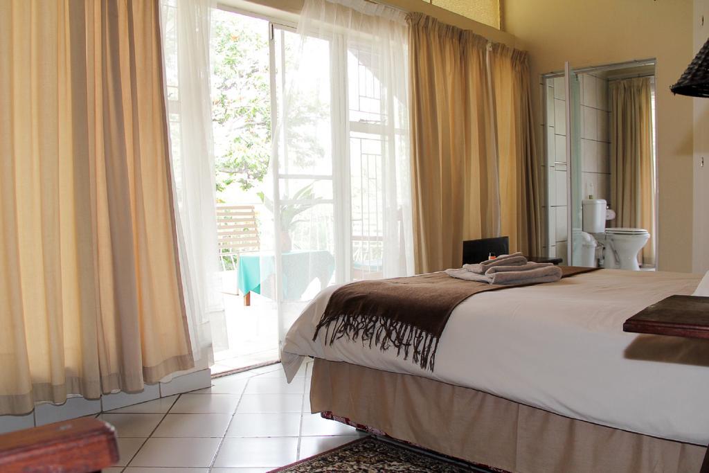 Rustenburg Guesthouse Kültér fotó