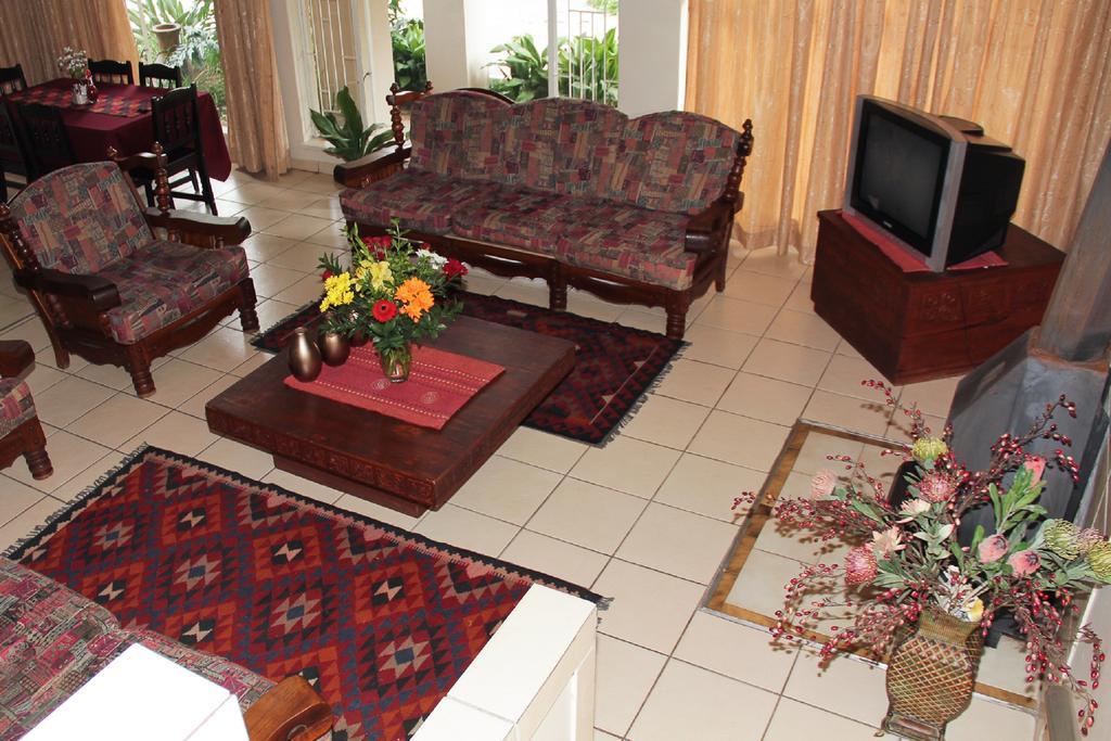Rustenburg Guesthouse Kültér fotó