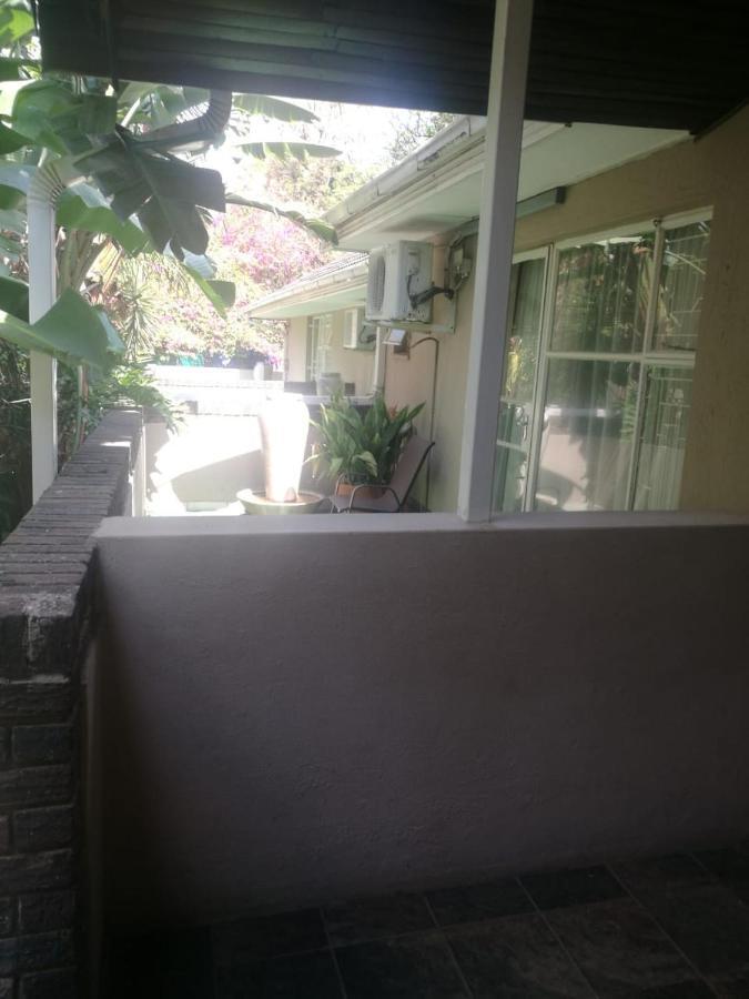Rustenburg Guesthouse Kültér fotó