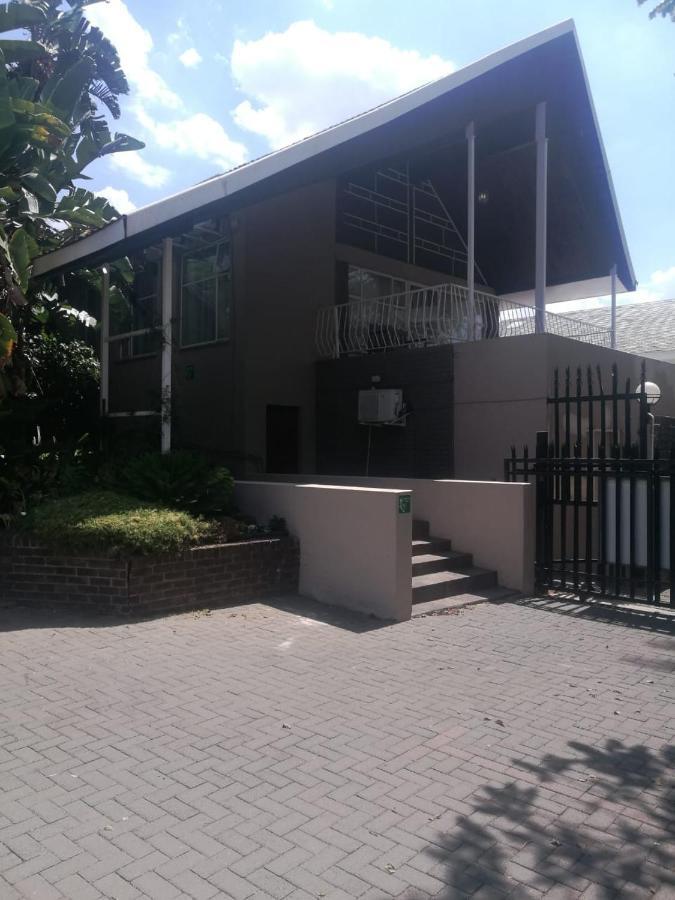 Rustenburg Guesthouse Kültér fotó